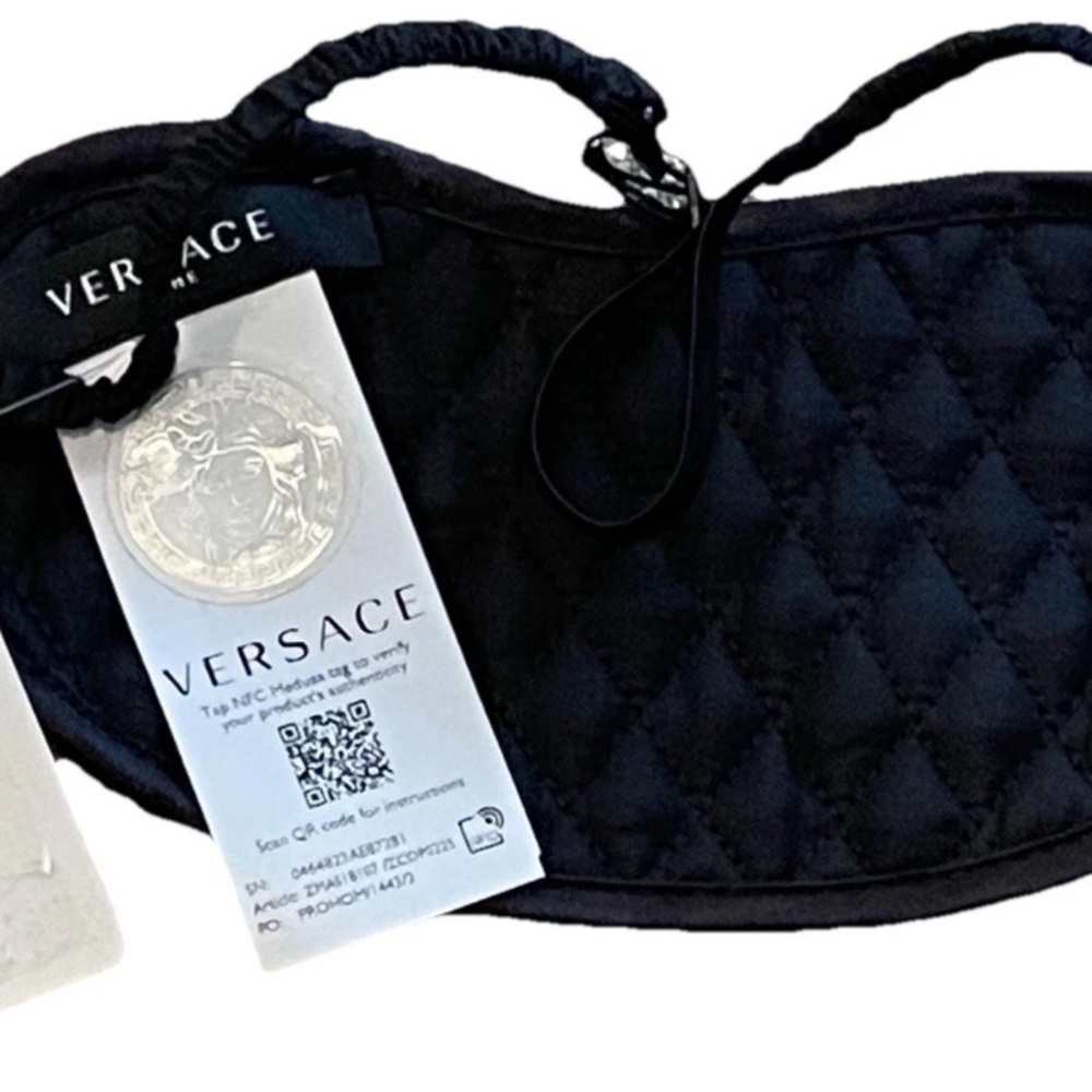 Versace Sleep Mask - Picture 4 of 4